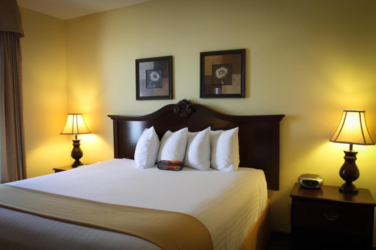 Clover Island Inn Кенневик Экстерьер фото